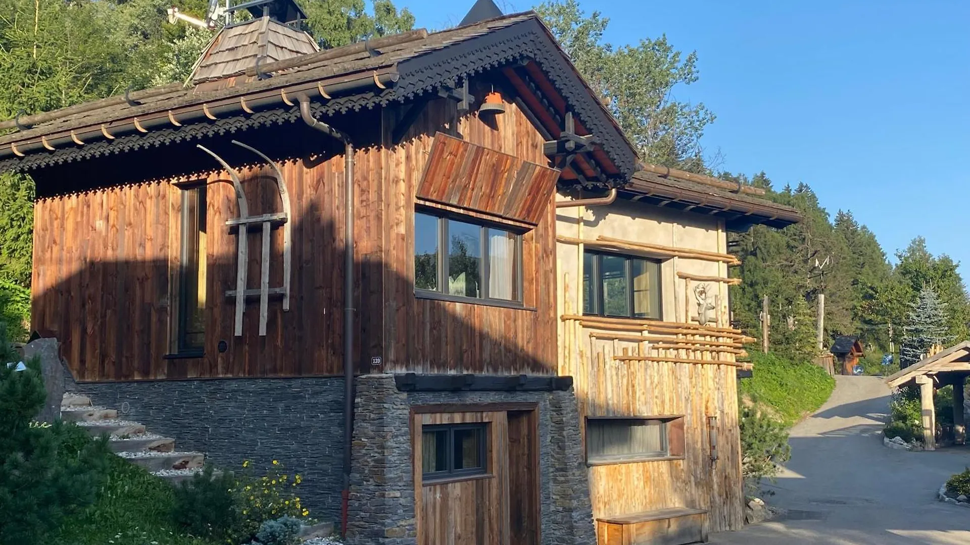 Chalet Le Hameau De Marcandou Courchevel France